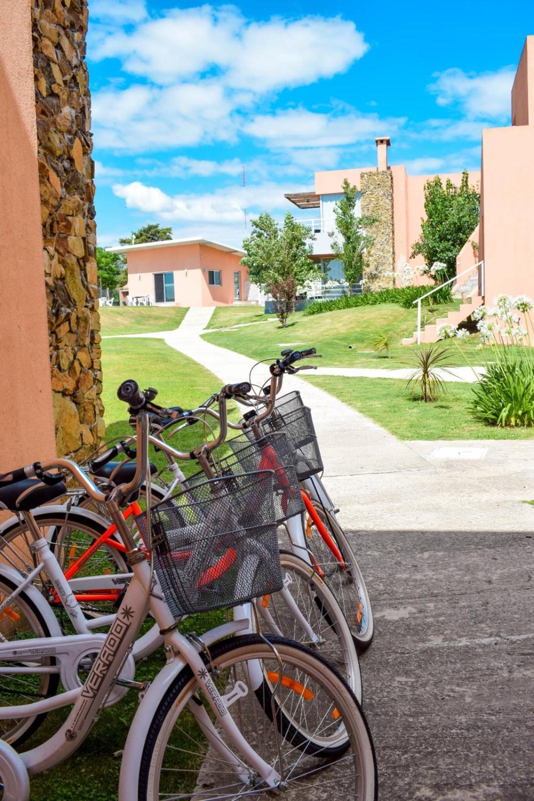 Lomas Del Real Apartahotel