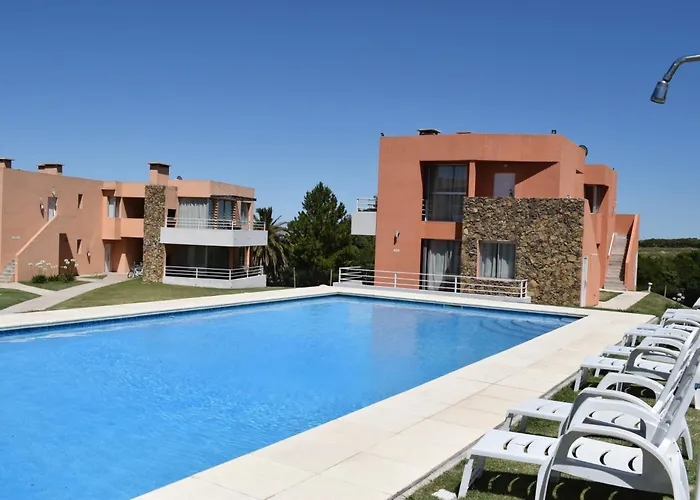 Lomas Del Real Aparthotel